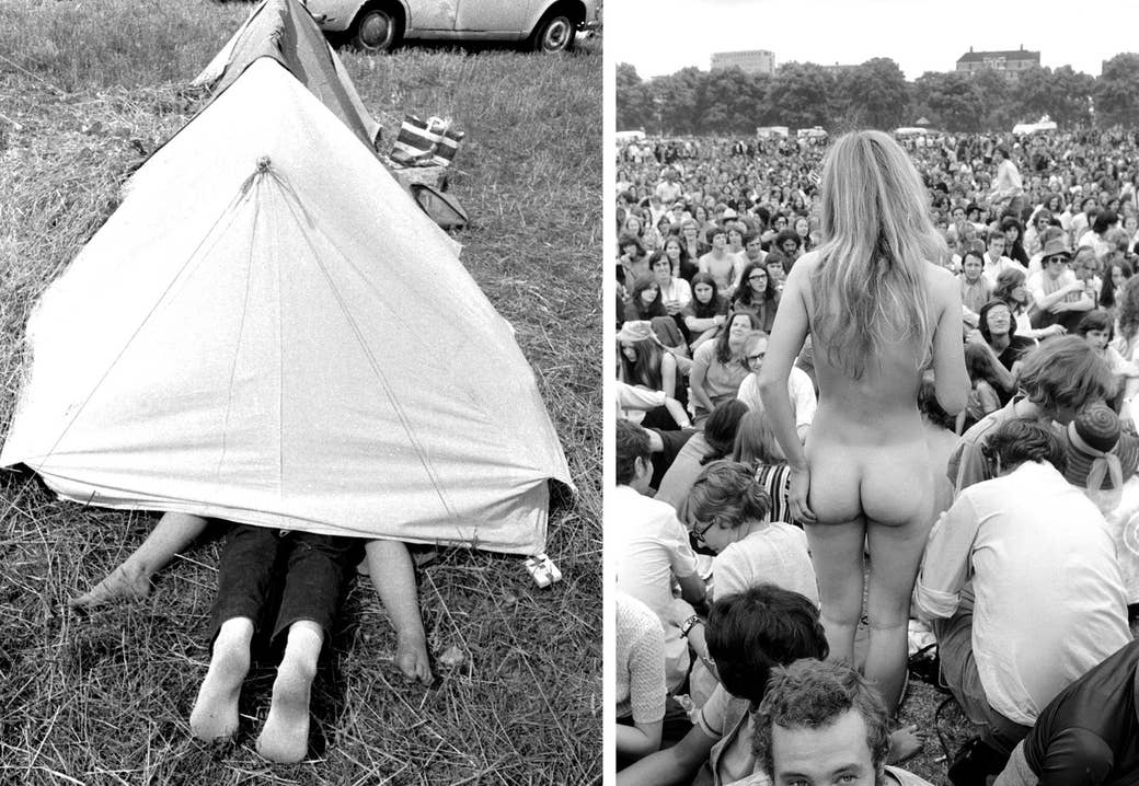 Esquerda: Um jovem casal é apanhado fazendo amor dentro de sua barraca no Festival de Isle of Wight em 1969. Direita: Uma mulher nua está diante de uma multidão em um concerto em Hyde Park, em 1970.