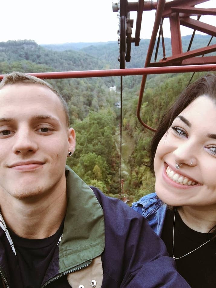 Johnna Hines dan pacarnya, Damon Richards