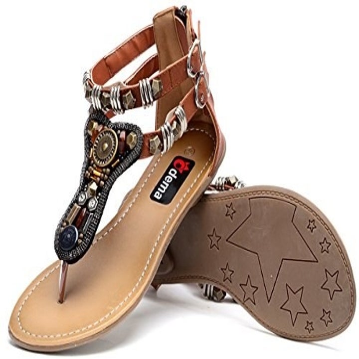 how much does a pair of sandals weigh
