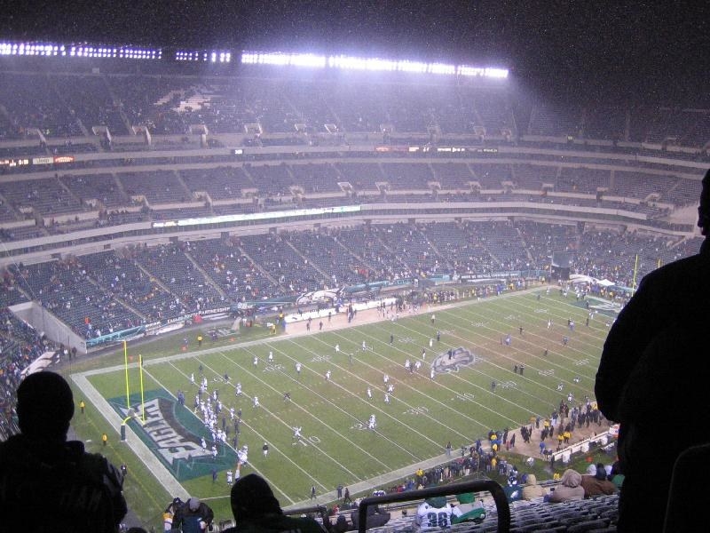 No love between the Cowboys and Eagles, but there's plenty to do in the City of Brotherly love. Book a great place and then start your search for the best cheesesteak sandwich.