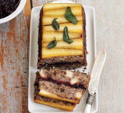 Perfect for a special occasion this nut loaf is flavoured with sage and other winter ingredients to warm you up on those cold night.