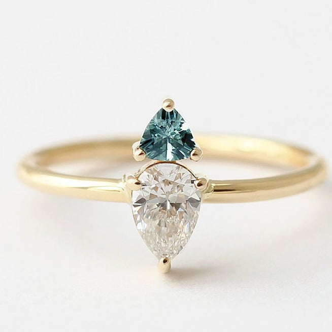 27 Sapphire Engagement Rings That Are Stunning AF