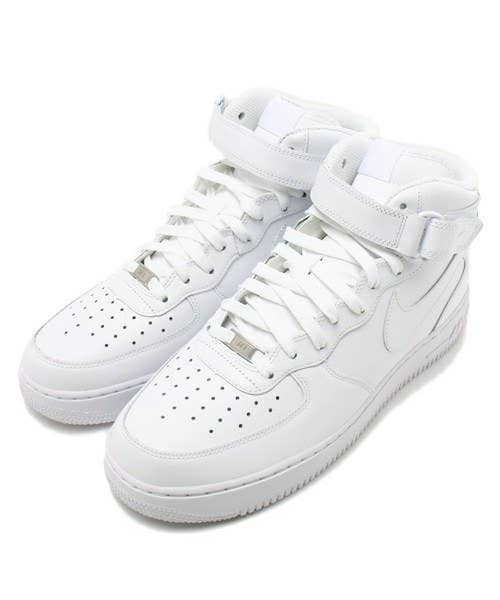 決定版 便利すぎる定番 白スニーカー 9選