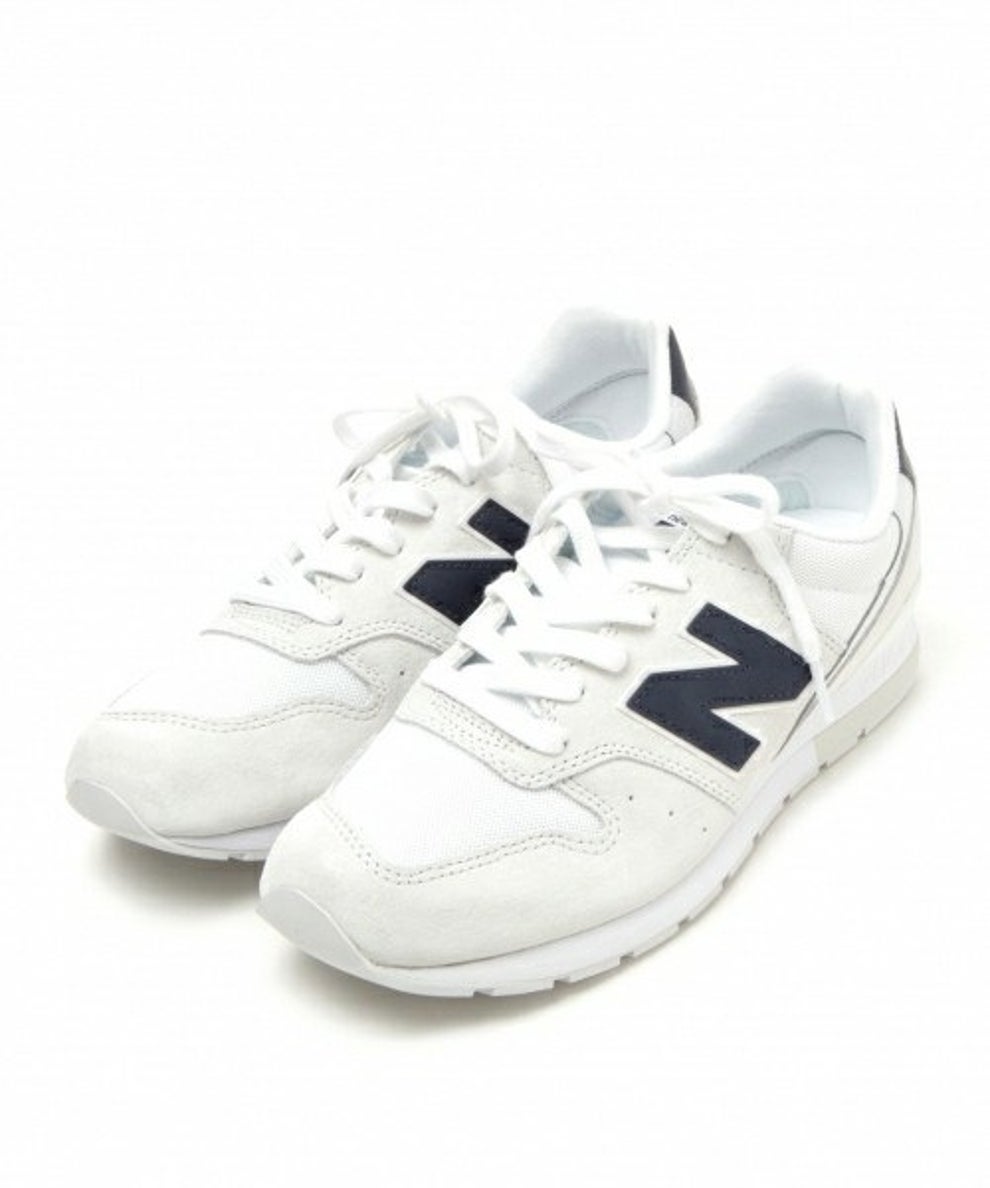 決定版 便利すぎる定番 白スニーカー 9選