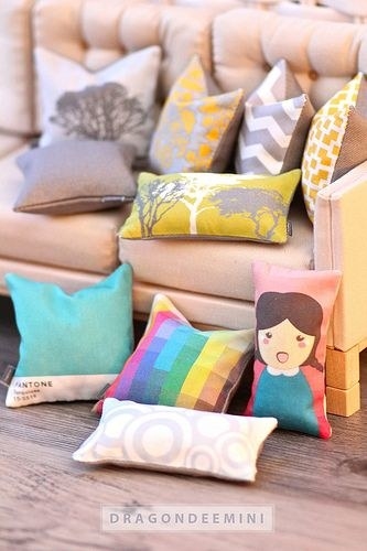this dollhouse's decor = goals