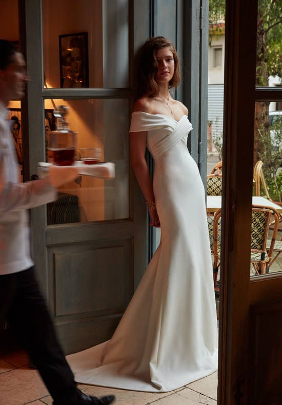 27 Completely Gorgeous Wedding Dresses You Can Order Online