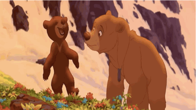 "En mi opinión Hermano oso es la película Disney más infravalorada. Cuando era más joven, me entretenía por los animales que hablaban y las maravillosas canciones de Phil Collins. Ahora que he crecido, realmente comprendo el mensaje de que el amor es mucho más importante que el odio y que debemos ponernos en el lugar del otro antes de juzgar a los demás". — kfoley18