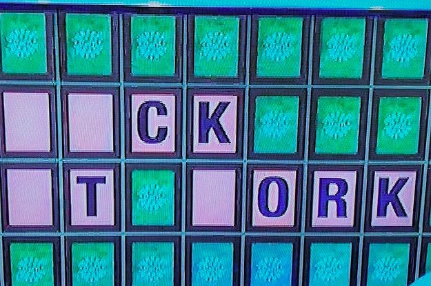 This Wheel Of Fortune Puzzle Is Confusing The Hell Out Of People this-wheel-of-fortune-puzzle-is-confusing-the-hell-out-of-people
