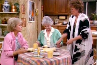 The Golden Girls' Did Not Have a Penis-Shaped Pan Hidden on the Kitchen Wall