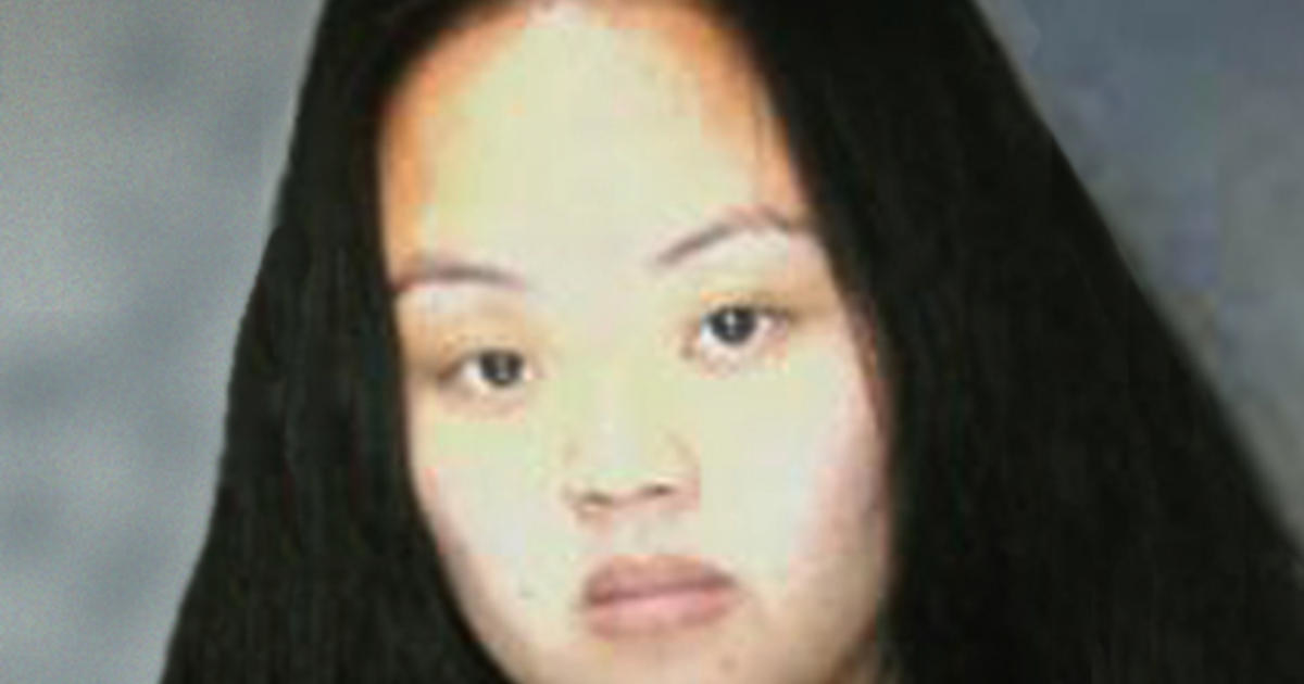 This mother of four took her 2-month-old daughter, Mirabelle, and put her in a microwave for up to five minutes. Mirabelle suffered severe burns, her internal organs were damaged, and she died as a result. Yang, who had been suffering from epilepsy, claimed she was having a seizure and was unaware of her actions. Despite her defense, she’d been inconsistent with her account of the events, telling police that she’d dropped Mirabelle on a space heater. When police found a pacifier in the microwave and radiation was discovered in Mirabelle’s stomach, Yang admitted to killing her baby and was sentenced to life in prison for first-degree murder.