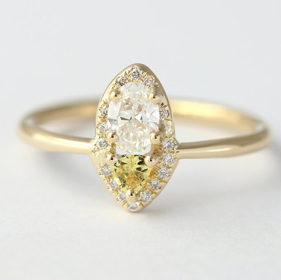 A cluster of diamonds that'll catch everyone's eyes (and probably their hearts, but you're engaged now).