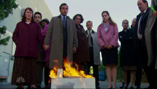 Michael's old boss Ed Truck dies and Michael goes into a mini depression as he gets everyone to feel bad for him. He also plans a funeral for a bird to try to cope with the death.