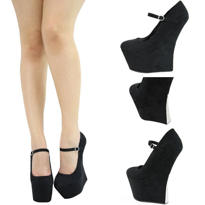 "Heelless heels. Why would someone want to constantly be on their tip toes to survive, literally. If you relax even a bit, you fall." —s4384d00c6