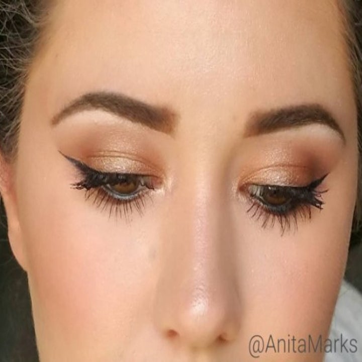 15 LifeSaving Products For Anybody With Oily Eyelids