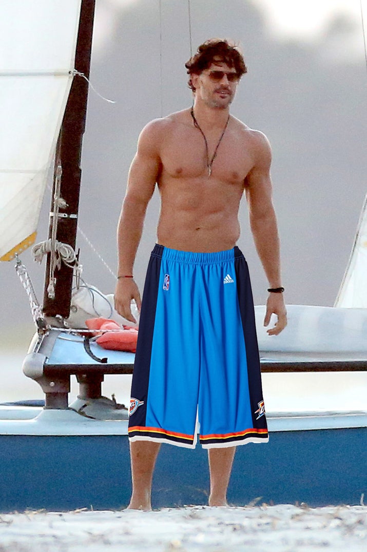 A Bunch Of Famous Hot Dudes In Regular Shorts Vs. Those Baggy-Ass ...