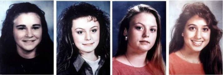 Antes de la medianoche del 6 de diciembre de 1991, los bomberos acudieron a una tienda de yogures que estaba en llamas en Austin (Texas). Se encontraron cuatro cuerpos quemados de mujeres en su interior, amontonadas y amordazadas. Se dio por sentado que murieron antes de que el fuego comenzara. La policía creyó encontrar a los culpables, pero los sospechosos fueron absueltos en 2009 por falta de pruebas. —audreys4