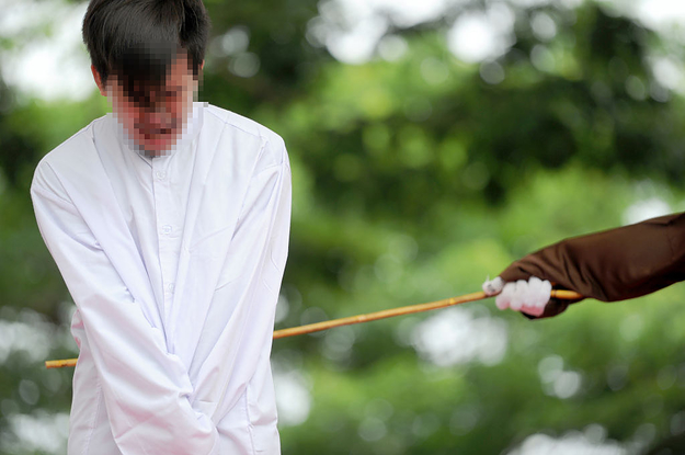 Two Gay Men Were Lashed For Having Sex In Indonesia S Aceh Province