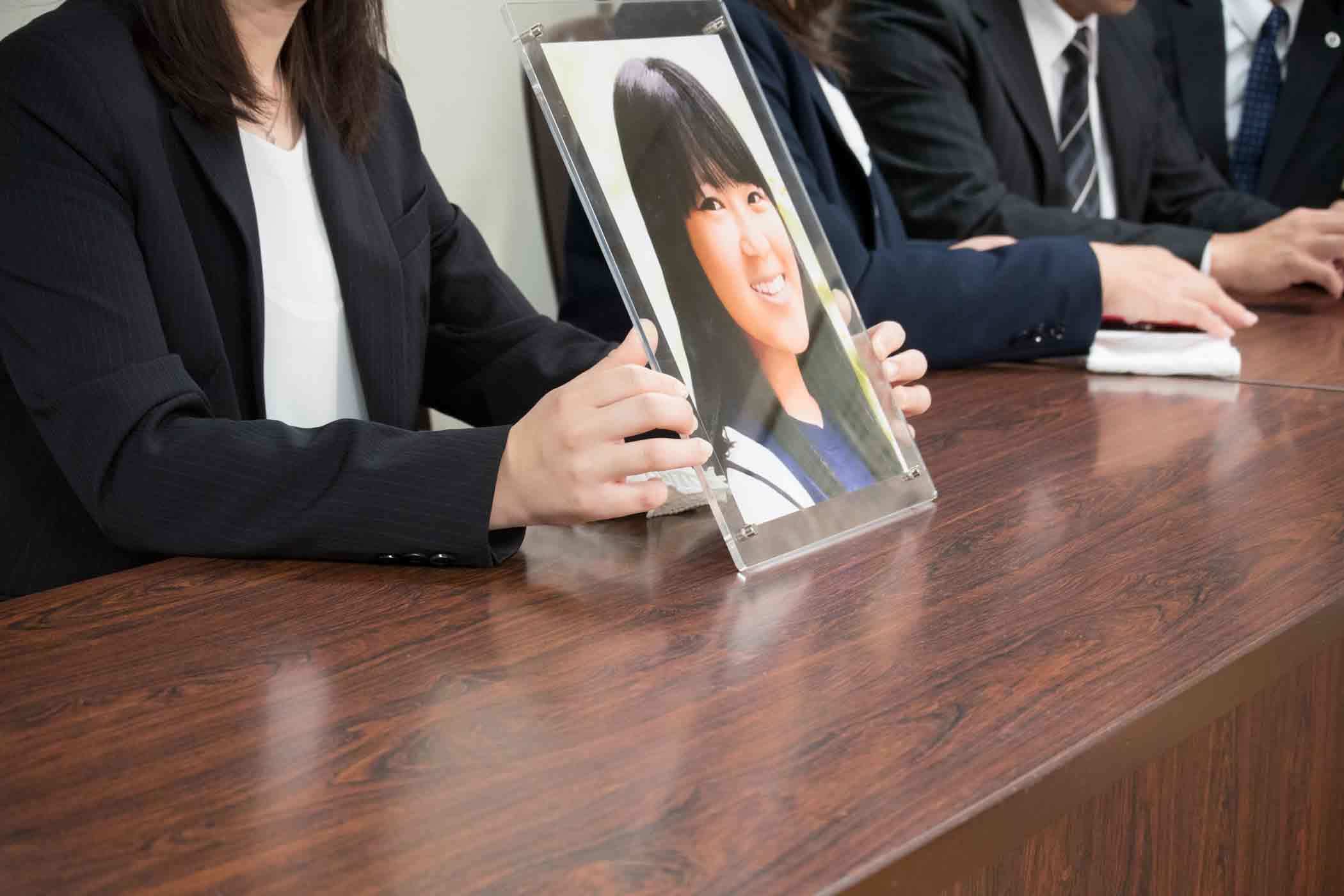 江戸川高3殺人事件で無期懲役判決 遺族「頑張れたよって抱きしめ 江戸川高3殺人事件で無期懲役判決 遺族「頑張れたよって抱きしめ