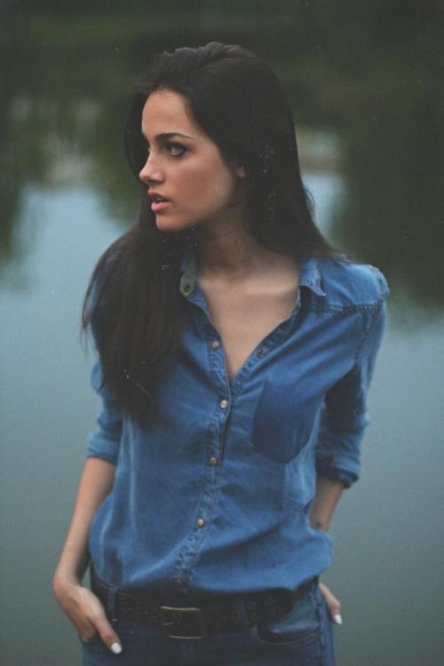 If you want to go for something Sassy yet Simple look...Denim Shirts are the perfect choice!!