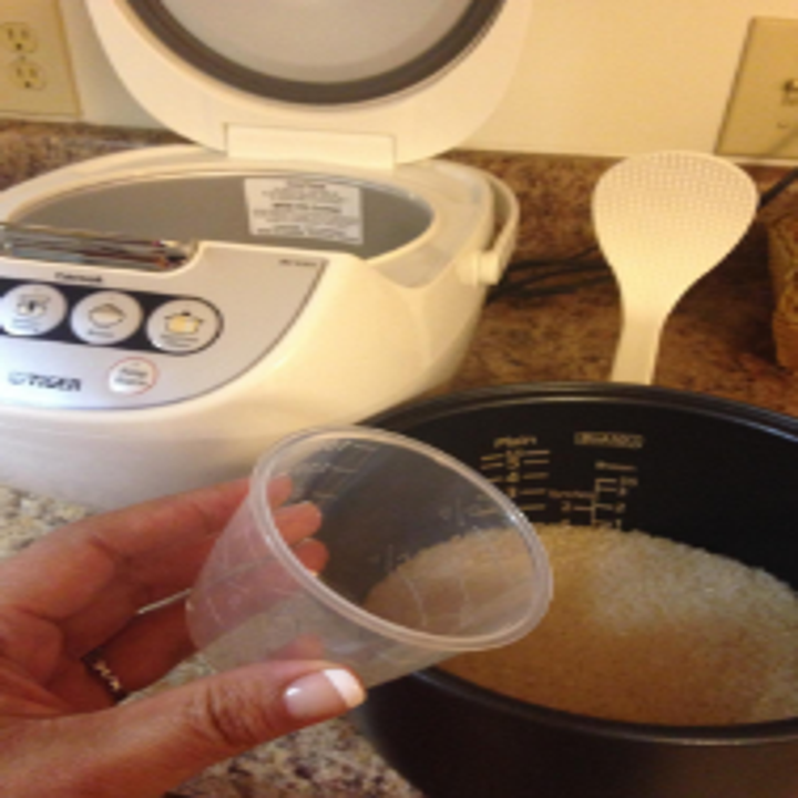 17 Of The Best Rice Cookers You Can Get On Amazon