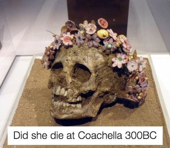 Ela morreu no Coachella em 300 a.C.?
