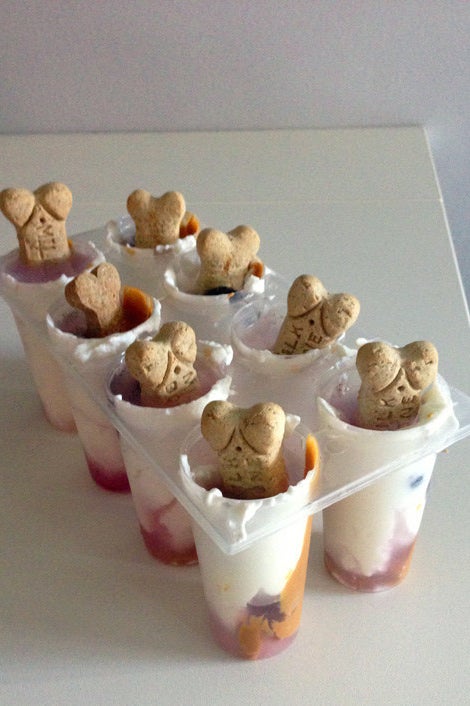 Apple Pie Pupsicle Frozen Yogurt Dog Treats - Dalmatian DIY