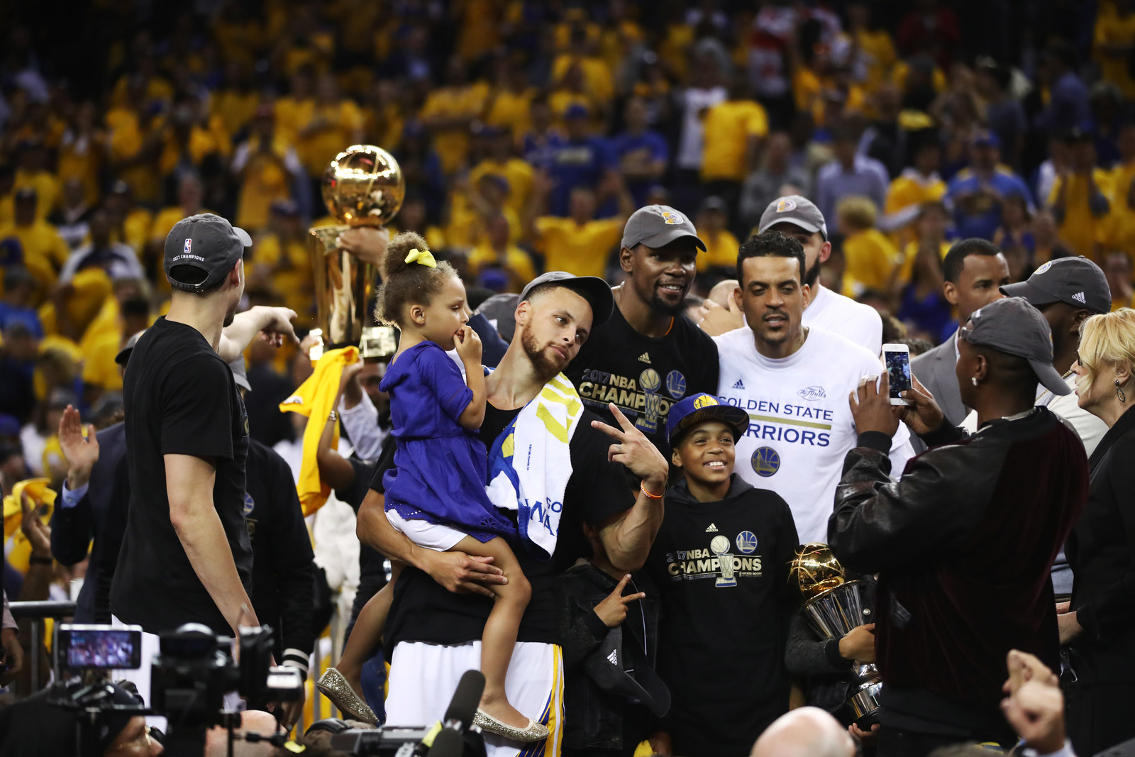 Video: Rewinding the Warriors 2017-2018 championship season