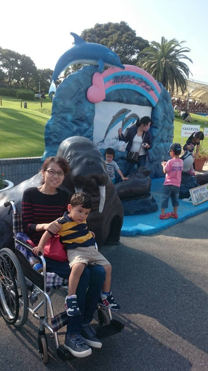 幼い子供と遺されて 若い母親をがんで失うということ