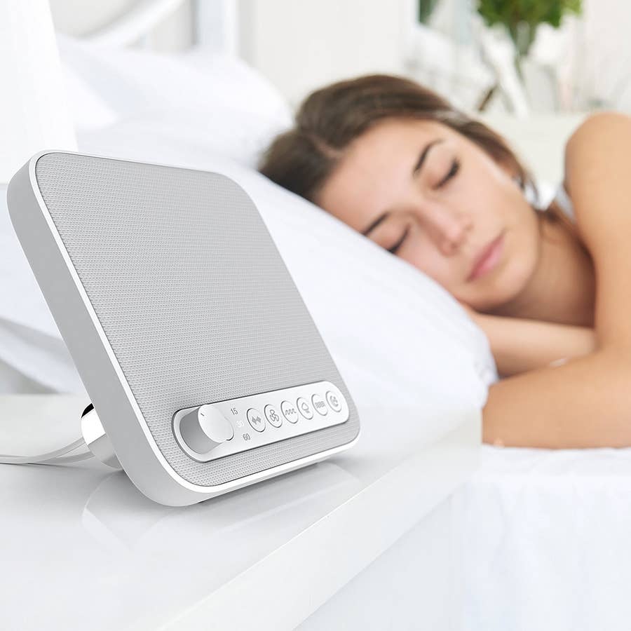 4 Comfortable Bed Accessories to Improve Your Sleep