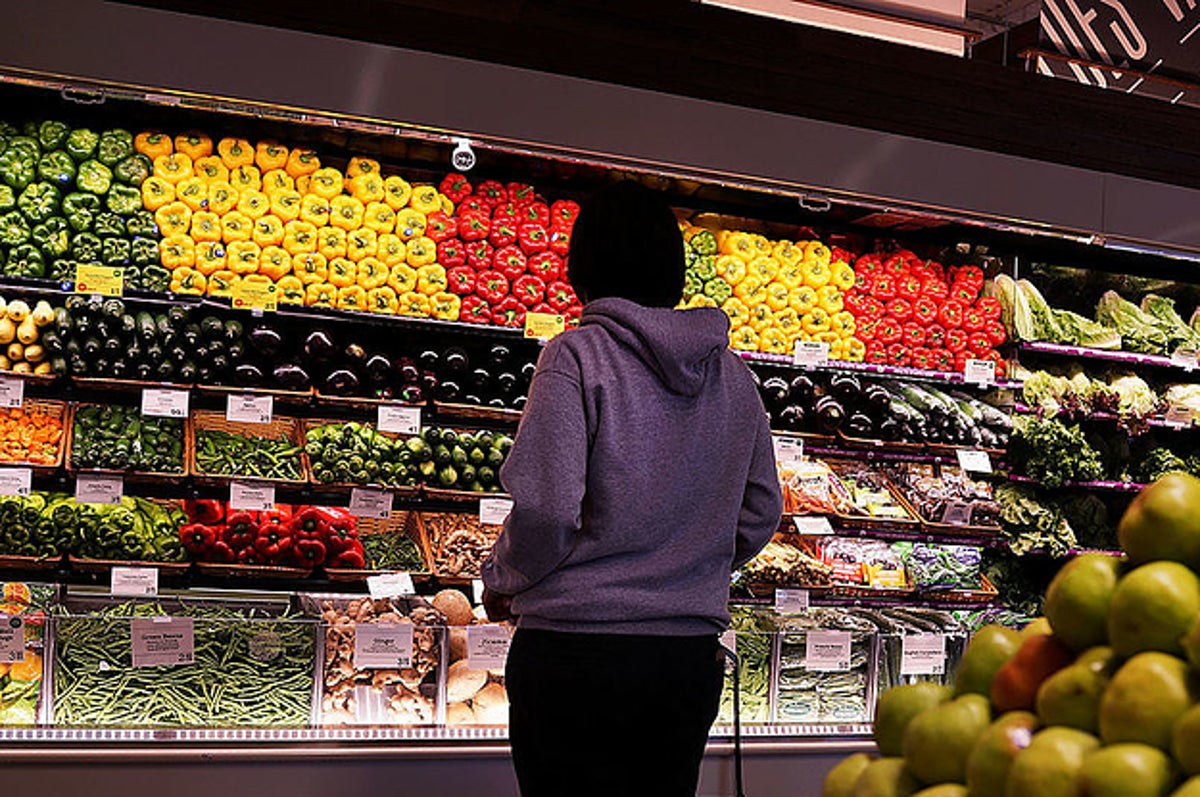 Buys Whole Foods for $13.7 Billion to Move Into Grocery Delivery