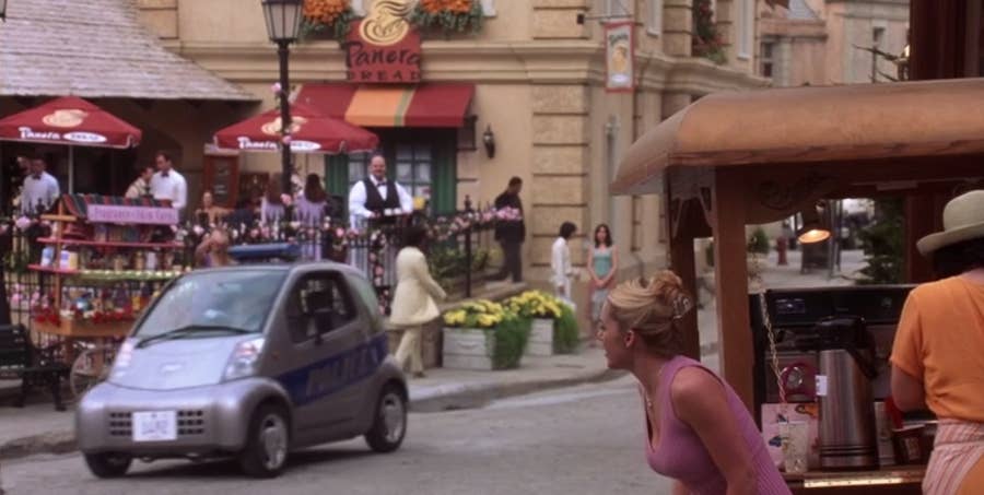I Just Noticed There's A Panera Bread In Genovia In "The Princess Diaries  2" And I'm Dead