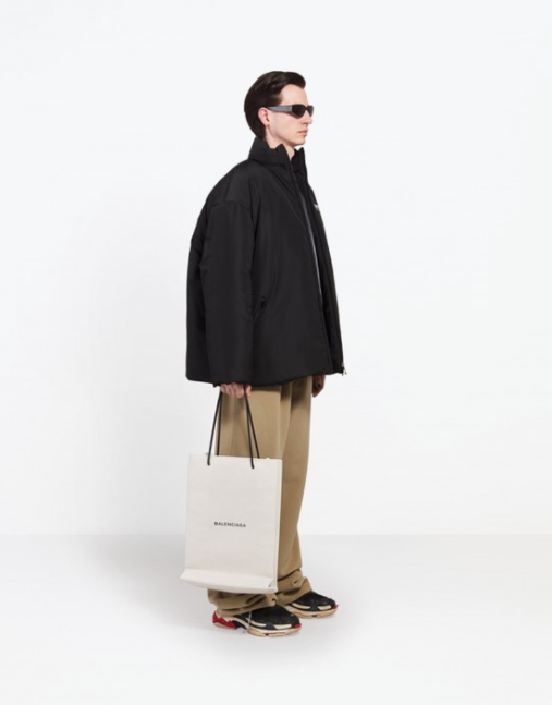 But, so, how do you look when you're carrying it around? This guy's whole vibe says "I'm just a cool dad with a lot of disposable income waiting for my daughter and her friends outside the Short Hills Mall."