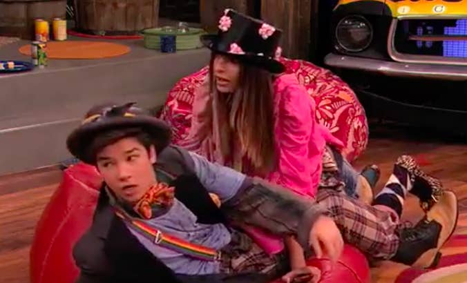 Wait Wow She Was Gibby S Girlfriend On Icarly 7 июня 1991) — американская модель и актриса. wait wow she was gibby s girlfriend