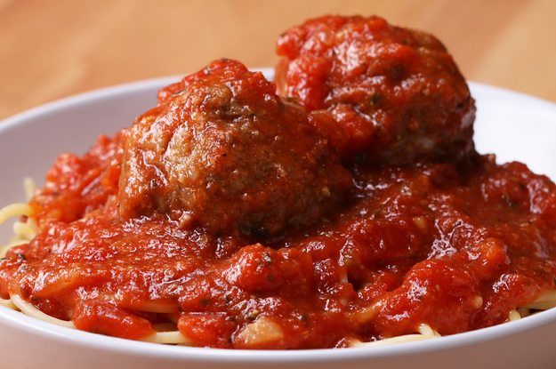 Easy Slow-Cooker Mozzarella-Stuffed Meatballs And Sauce - BuzzFeed News