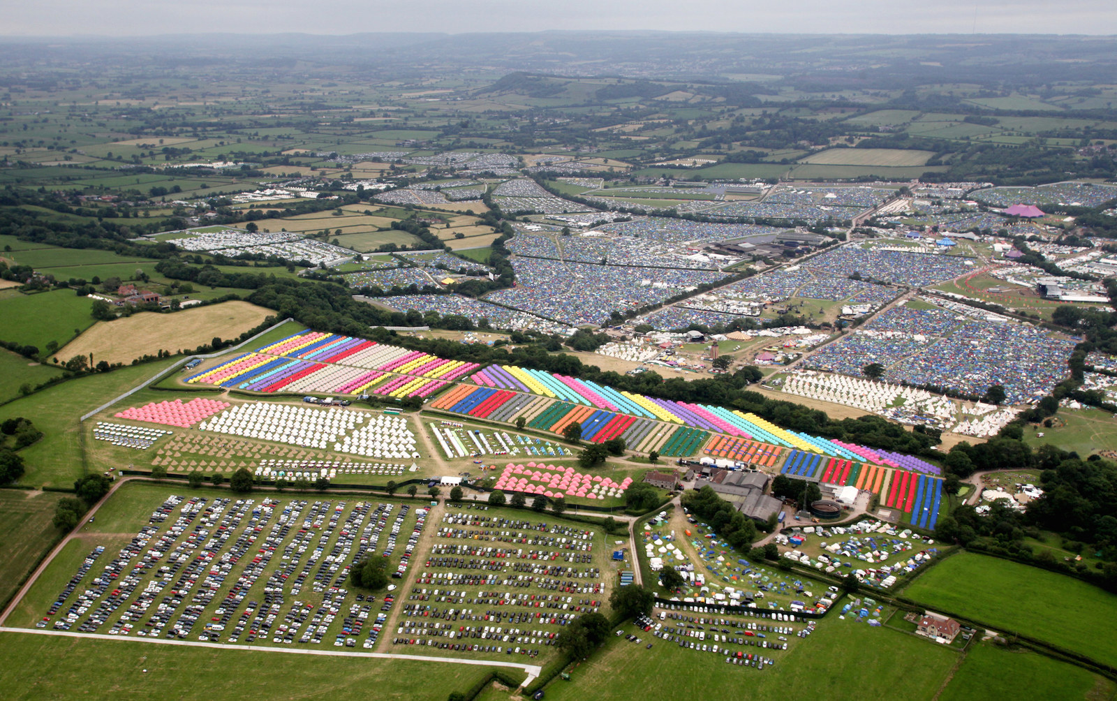 These Mindblowing Aerial Photos Of Glastonbury Show How Huge The