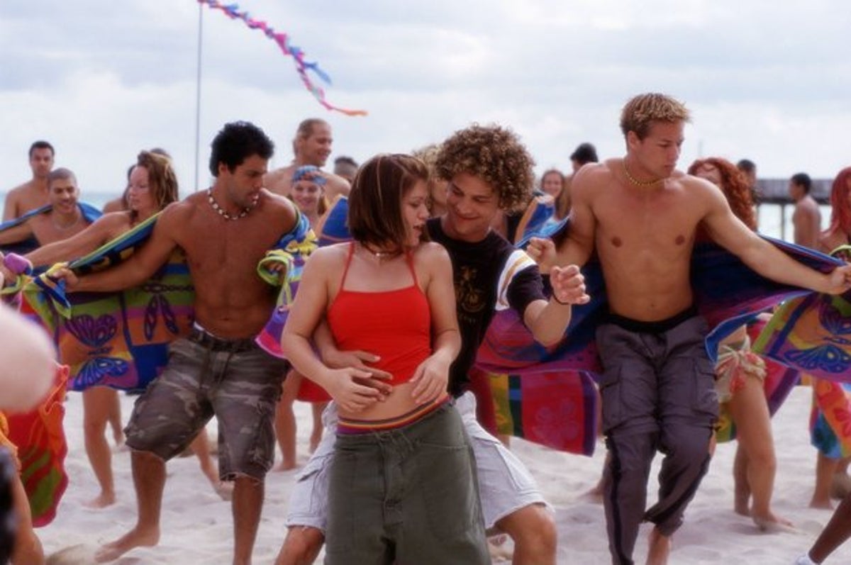 We Need To Talk About How From Justin To Kelly Is Basically The Most Iconic Film From The 2000s