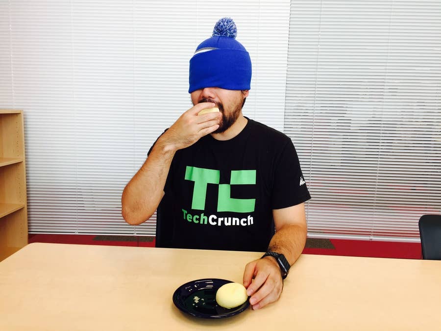 実験 ジェネリック萩の月 と話題のセブン イレブン ふわころ どれだけ似てるのか両者食べ比べ