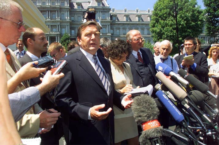 Demands for legal recognition of same-sex couples and an anti-discrimination law are included in the coalition agreement between the SPD and the Greens after the German parliamentary election.