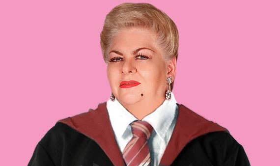 Paquita ha luchado contra la adversidad en más de una ocasión pero eso no la detiene para seguir siendo feliz. Ese espíritu de lucha y las ganas de salir adelante la harían candidata perfecta para esta casa.Probablemente sería famosa por escribir novelas de desamor y los rumores contarían la historia de como usó una poción para convertir a su ex en una rata de dos patas por traidor y poco hombre.