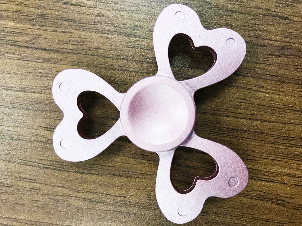 安易に回すの大変危険 中毒性のあるハンドスピナー5選