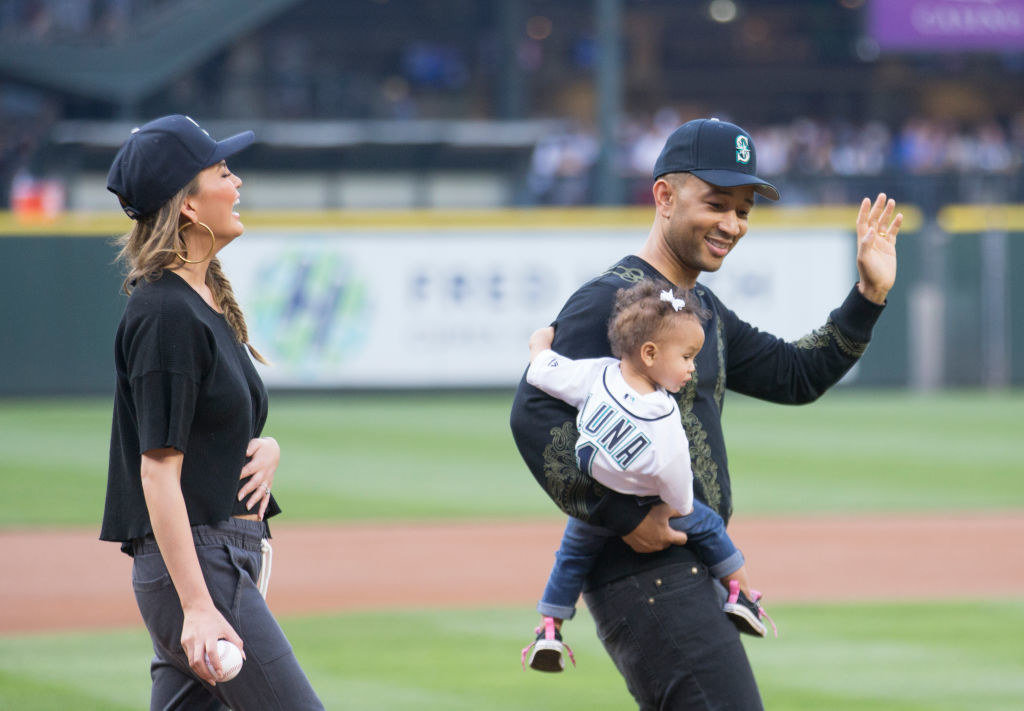 Chrissy Teigen admits she's 'drunk' as she throws first pitch for Los  Angeles Dodgers