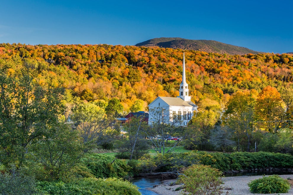 22 Enchanting Towns Around The World That Look Like An Actual Fairytale ...