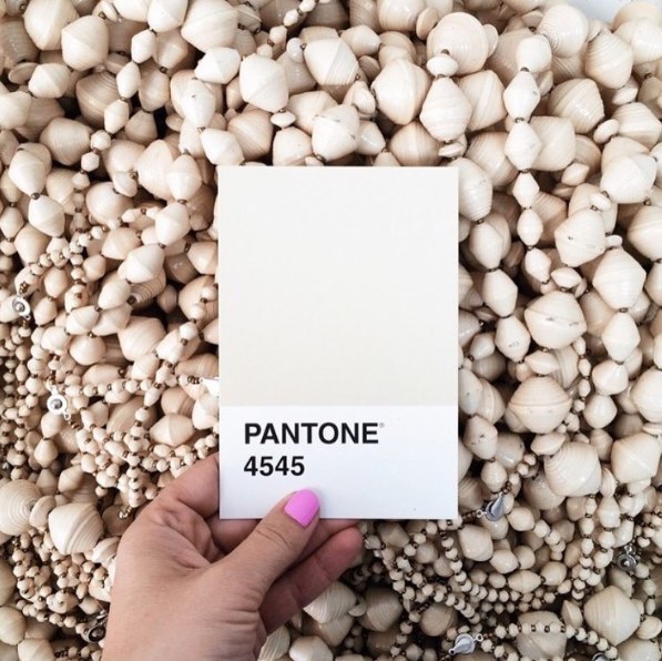 Pantone 4545