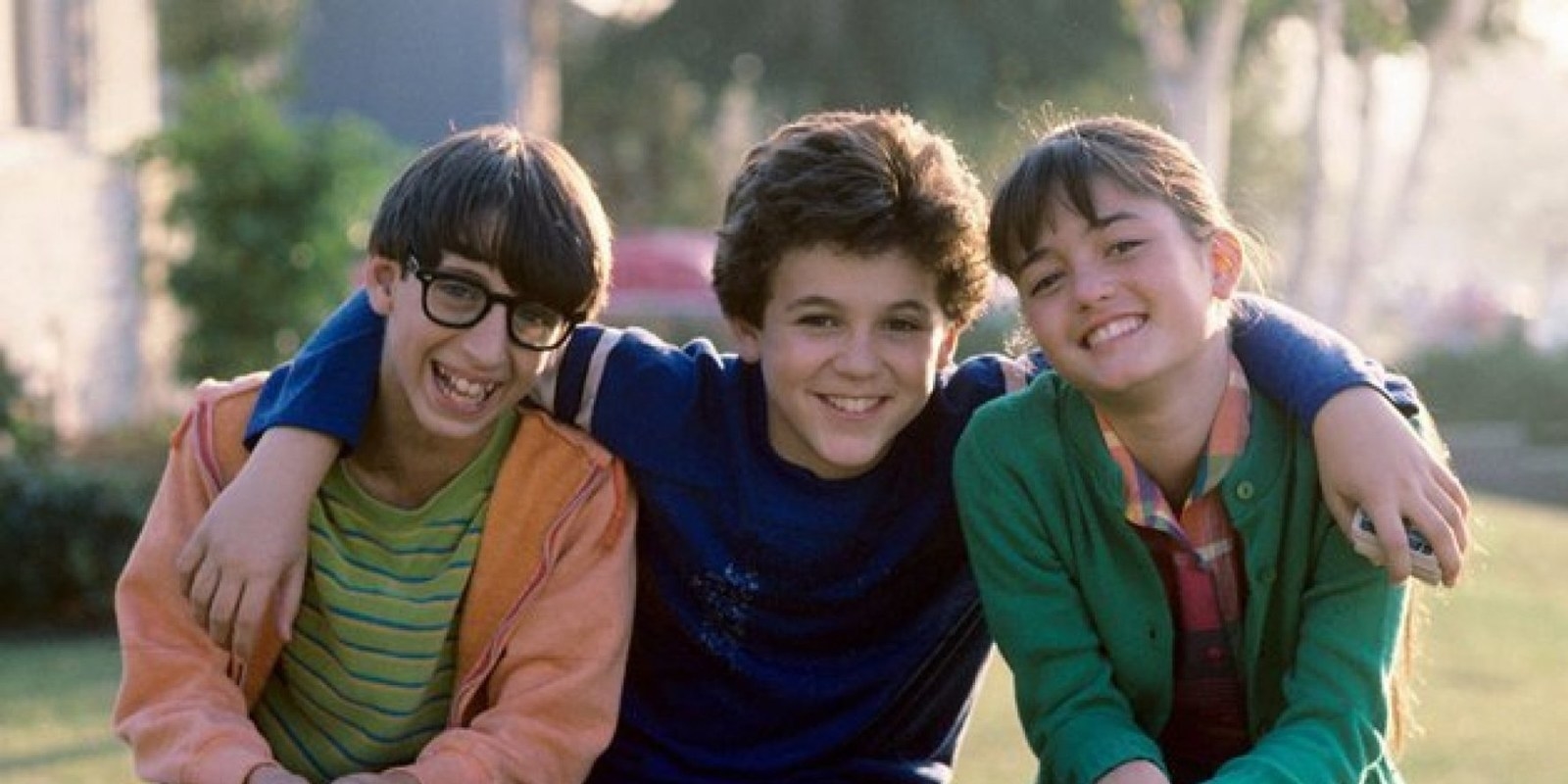 Se você curtiu o núcleo familiar de cidade pequena e os amigos de "Stranger Things", este clássico dos anos 1990 é o seu número. Você vai torcer pro casalzinho ficar junto, aloprar com os jovens, defender ou não a família. E "Stranger Things" vai demorar tanto pra chegar que dá tempo de rever ou ver todas as seis temporadas.