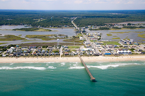 Looking for a clean & safe beach getaway? You've found your paradise. Skip the tourist attractions and enjoy the simple things: ocean waves, sandy feet, good food, & a great view. Unlike tourist spots such as Myrtle Beach - Topsail Island is family friendly & has a personalized touch. Not to mention that an AirBNB stay makes this trip super affordable! Check it out!