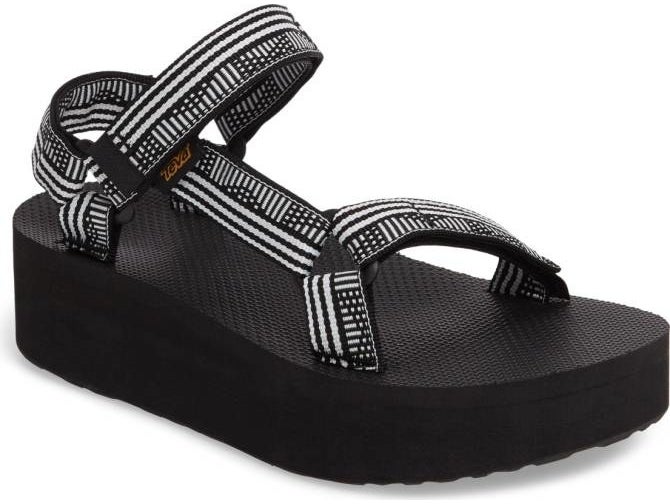 25 Practical Sandals That Are (Shockingly) Not Hideous