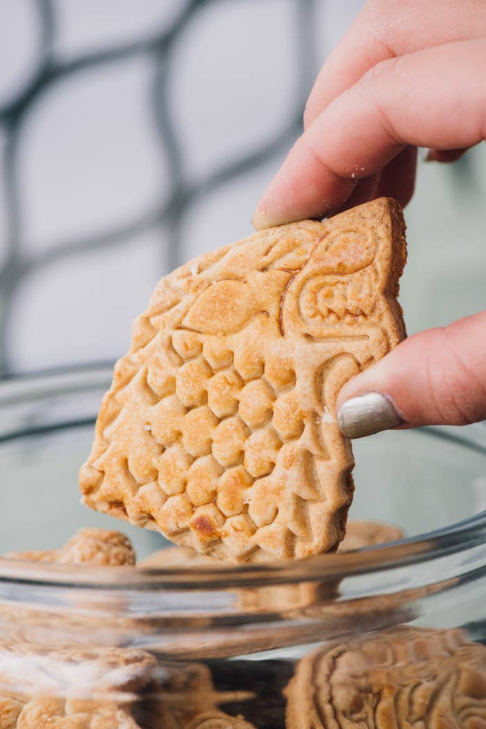 Here S How To Make Homemade Game Of Thrones Cookies