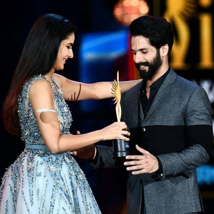 Katrina Kaif Photo Xxx - Katrina Is 100% A Time-Traveller Because She Appeared At Two Places  Simultaneously During IIFA