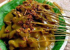 indonesian food yellow