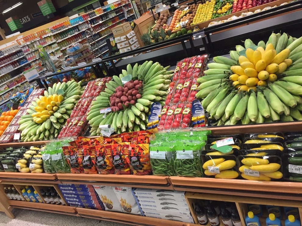 17 Perfect Produce Displays That Belong In A Museum